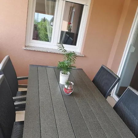 Manda Apartment